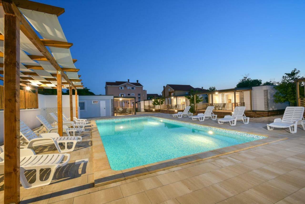 Bungalov Medanic - Private Pool Privlaka  Dış mekan fotoğraf
