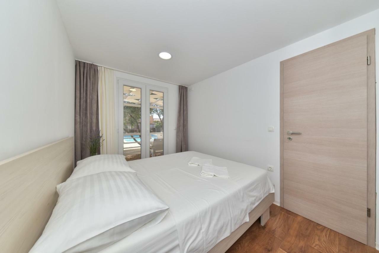Bungalov Medanic - Private Pool Privlaka  Dış mekan fotoğraf